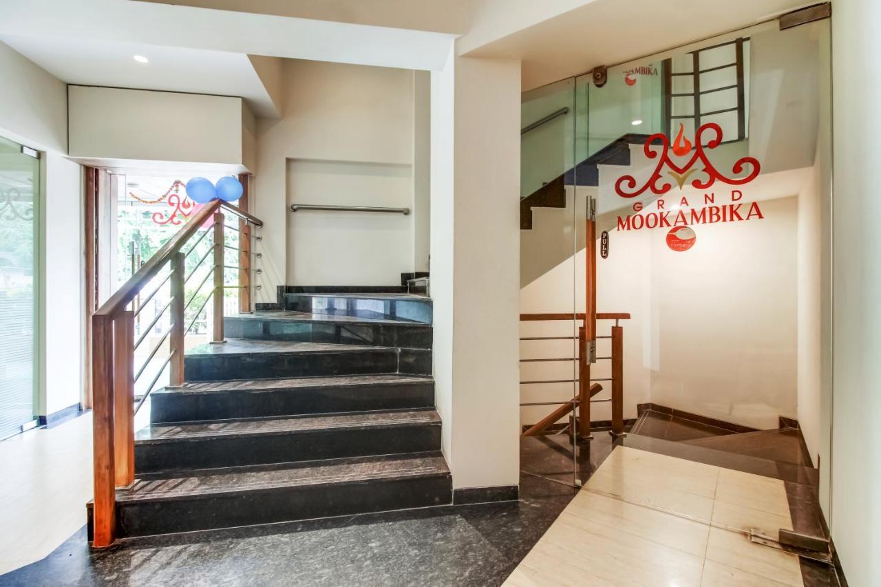 Grand Mookambika Otel Navi Mumbai Dış mekan fotoğraf