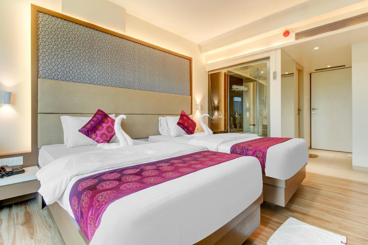 Grand Mookambika Otel Navi Mumbai Dış mekan fotoğraf