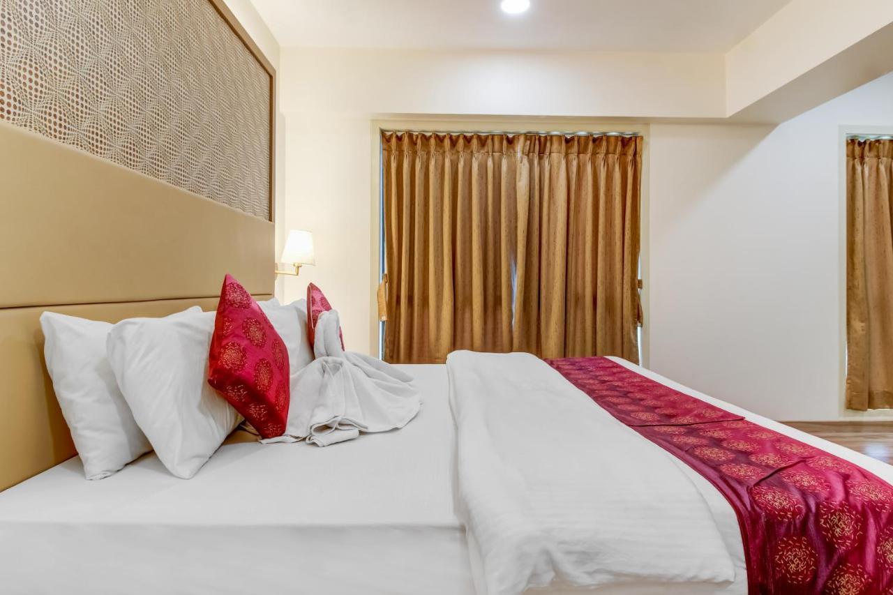 Grand Mookambika Otel Navi Mumbai Dış mekan fotoğraf