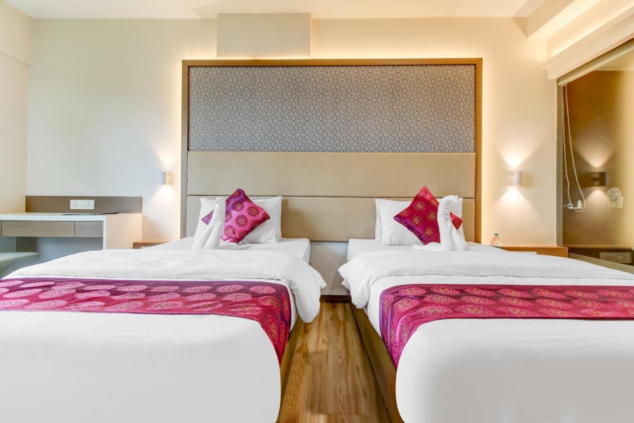 Grand Mookambika Otel Navi Mumbai Dış mekan fotoğraf