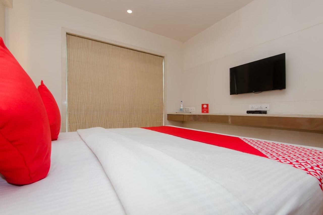 Grand Mookambika Otel Navi Mumbai Dış mekan fotoğraf