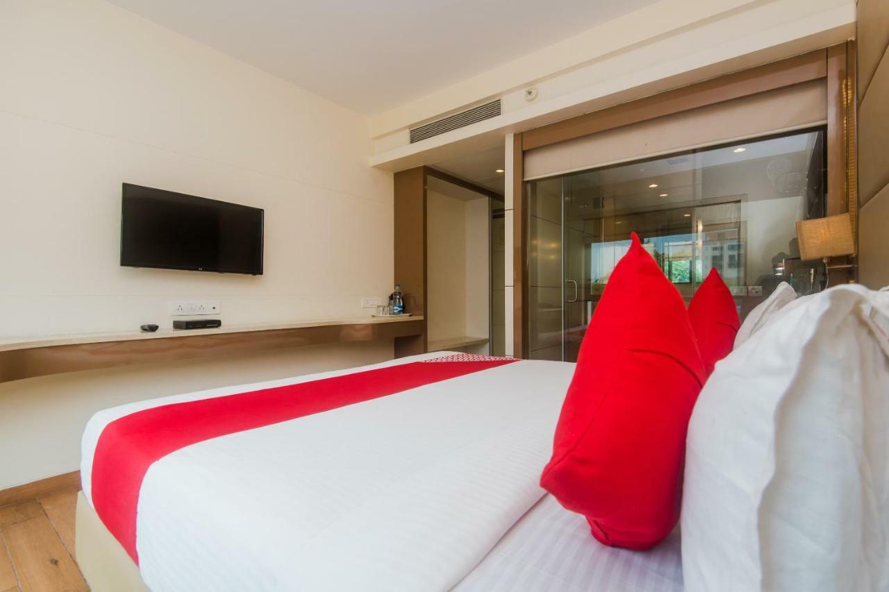 Grand Mookambika Otel Navi Mumbai Dış mekan fotoğraf