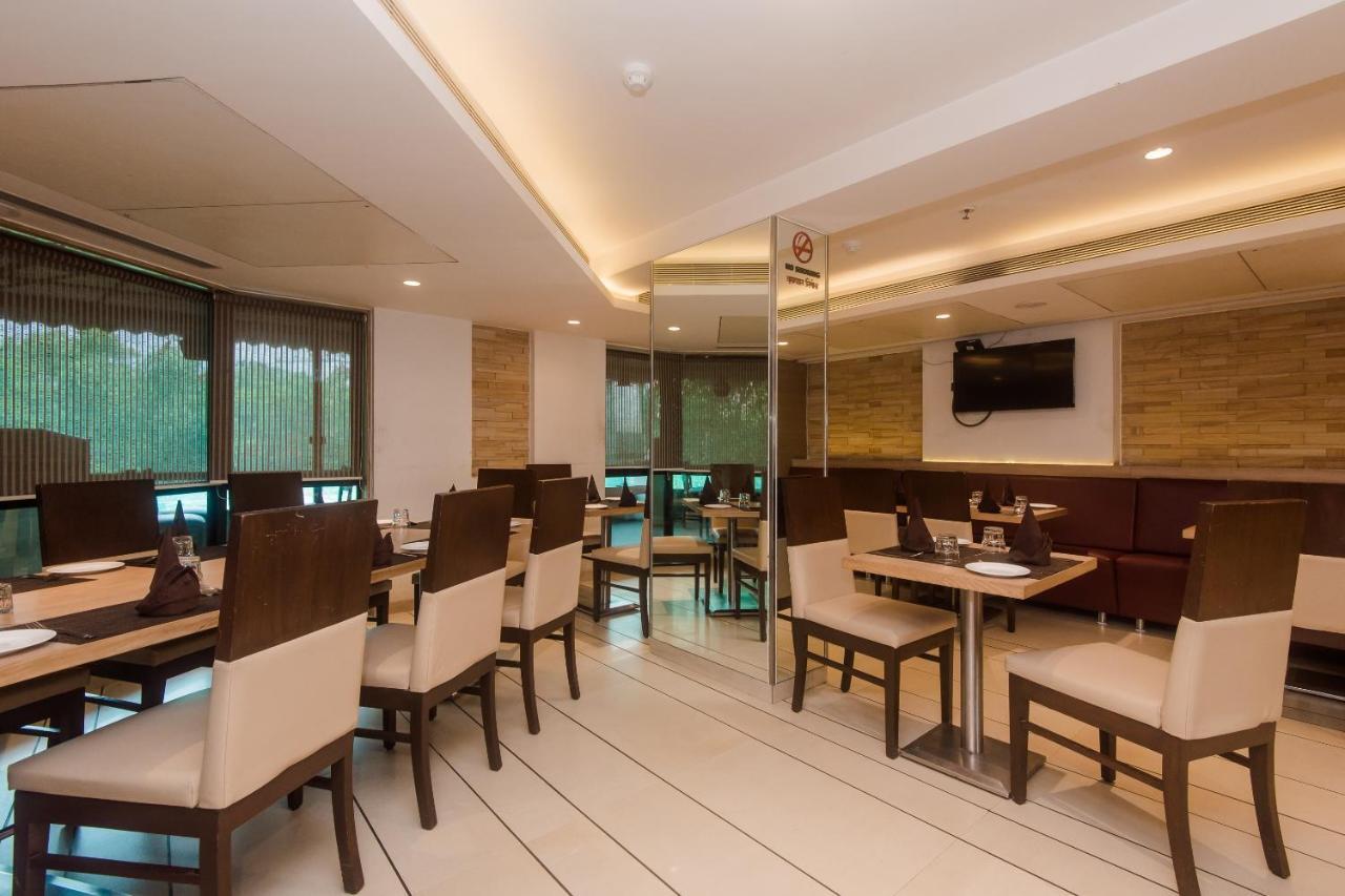 Grand Mookambika Otel Navi Mumbai Dış mekan fotoğraf